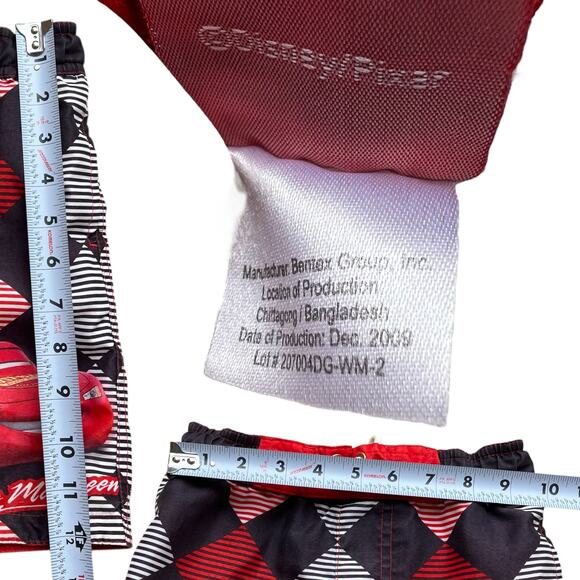 Disney Pixar Cars Lightning McQueen 2009 Checkered Swim Trunks Kids Sz 2T - Picture 3 of 7